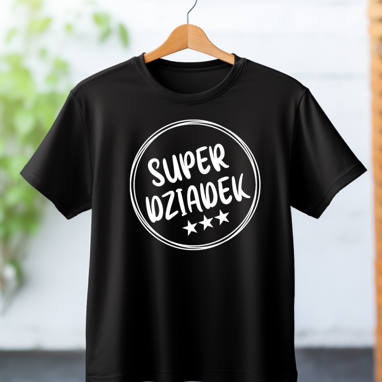 365.png Koszulka Super Dziadek z nadrukiem – prezent na Dzień Dziadka PixelNadruk.pl Koszulka Super Dziadek – prezent dla dziadka