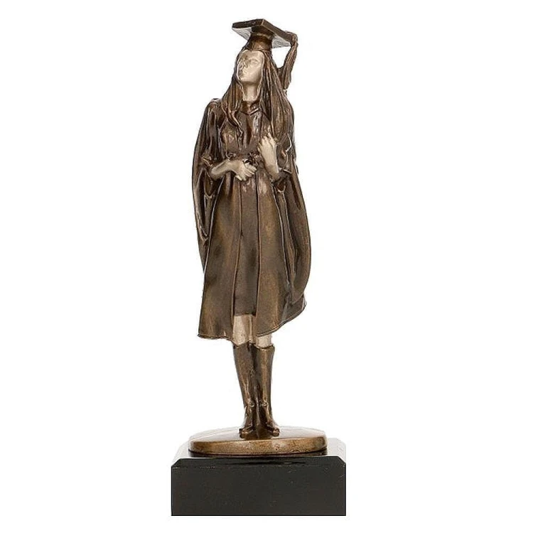 statuetka-odlewana-brazowa-szkolnictwo.jpg